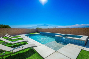 New House with Salt Water Pool and Majestic Views